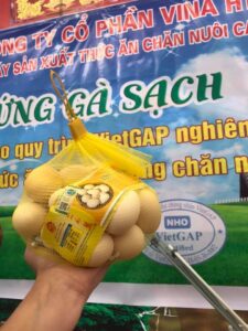 Công ty cổ phần VINA-HTC chuyên sản xuất và cung cấp các loại thức ăn gia súc gia cầm và chế phẩm vi sinh 2 130132774 116464113624111 2227016436118348395 n