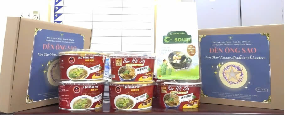 THÀNH PHỐ NAM ĐỊNH CÔNG NHẬN THÊM 9 SẢN PHẨM OCOP 3 SAO TRONG NĂM 2025: KHẲNG ĐỊNH GIÁ TRỊ TRUYỀN THỐNG TRONG BỐI CẢNH PHÁT TRIỂN MỚI 2 z6746323734883 ad4b9525babfa8ab975bb99bdd99a45e